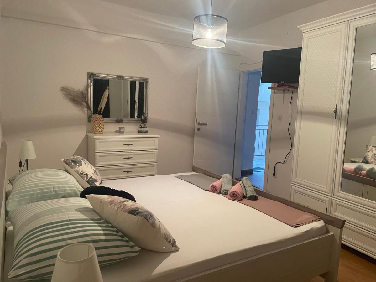 Apartmani Meri Jezera Eksteriør billede