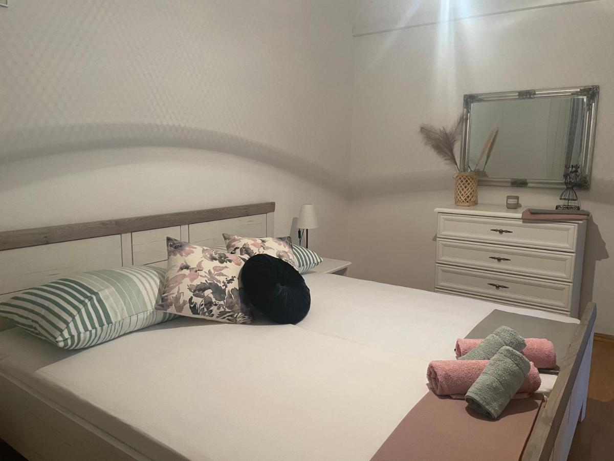 Apartmani Meri Jezera Eksteriør billede