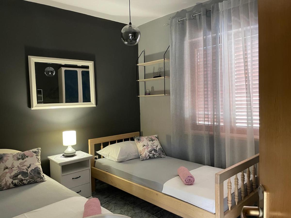 Apartmani Meri Jezera Eksteriør billede