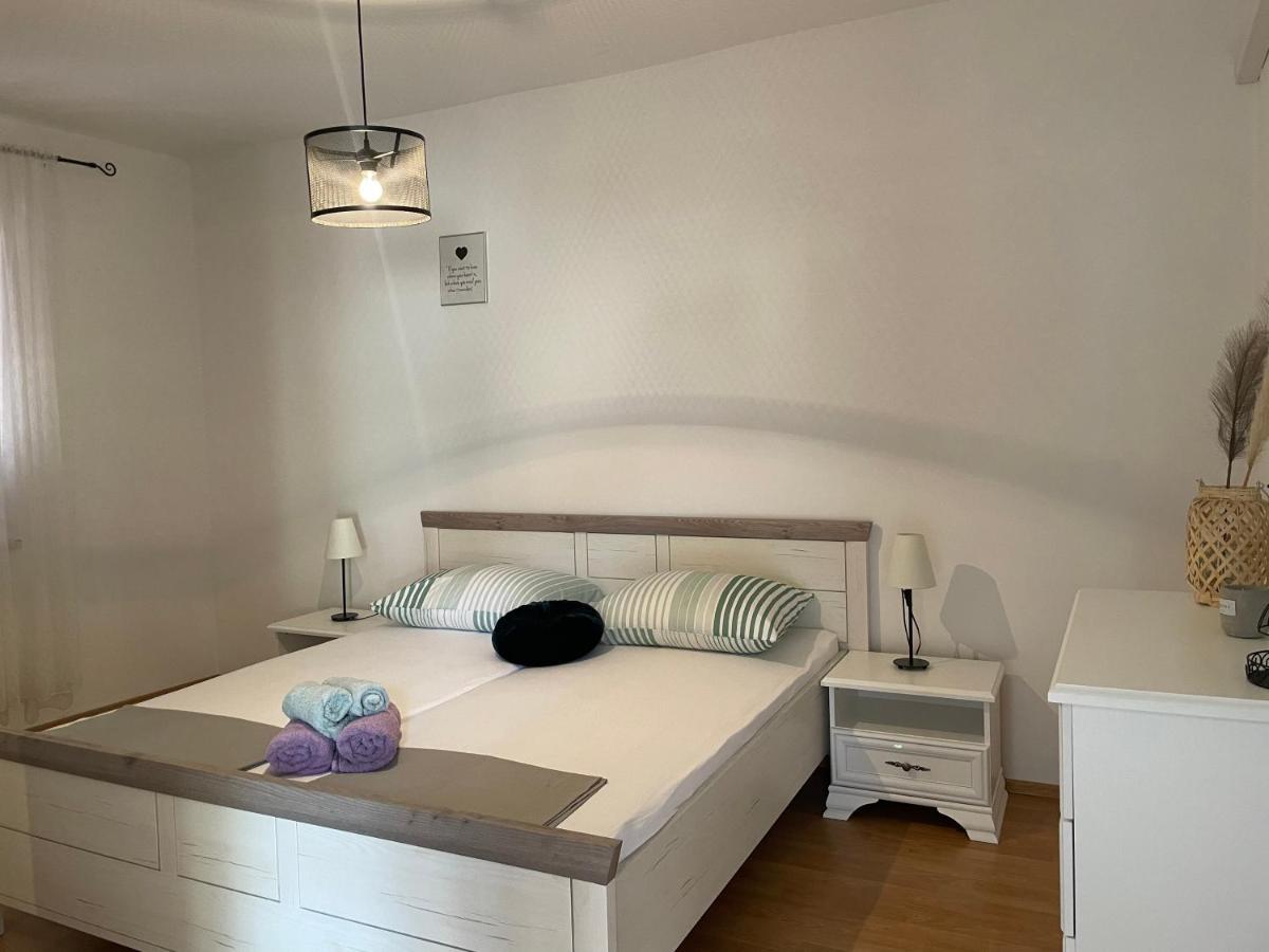 Apartmani Meri Jezera Eksteriør billede